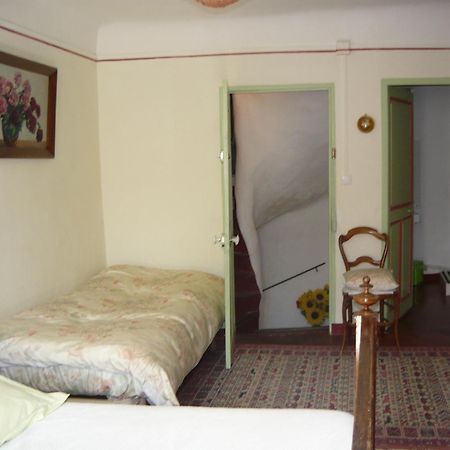 Le Pra De Pe Bed & Breakfast โคทินยัค ห้อง รูปภาพ